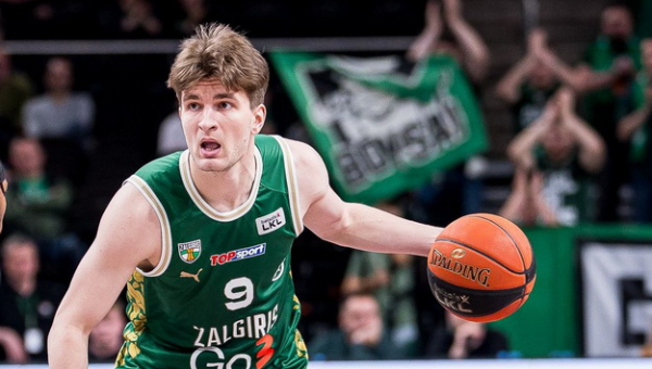 Žiniasklaida: aiškėja, ar „Žalgirio“ marškinėlius ir toliau vilkės D. Giedraitis